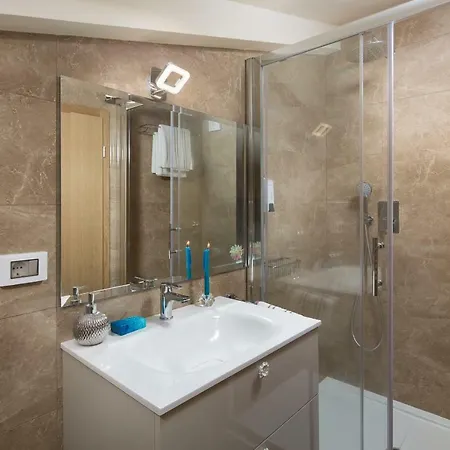 Valdibora Sea View Residence Rovinj Exterior photo